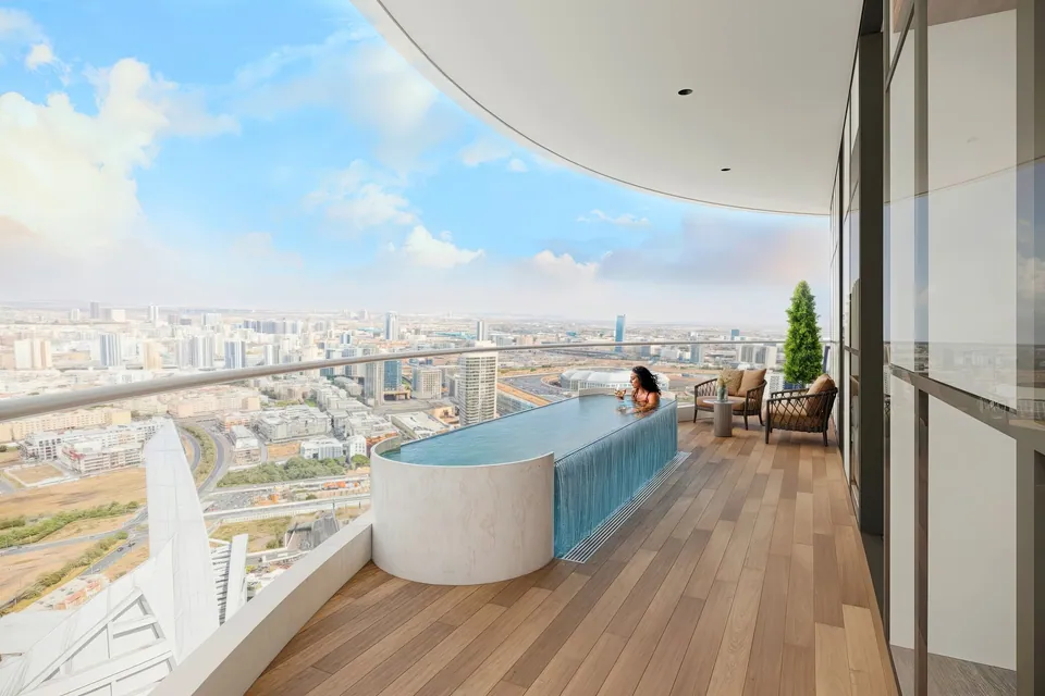 Private-pool apartment in Dubai